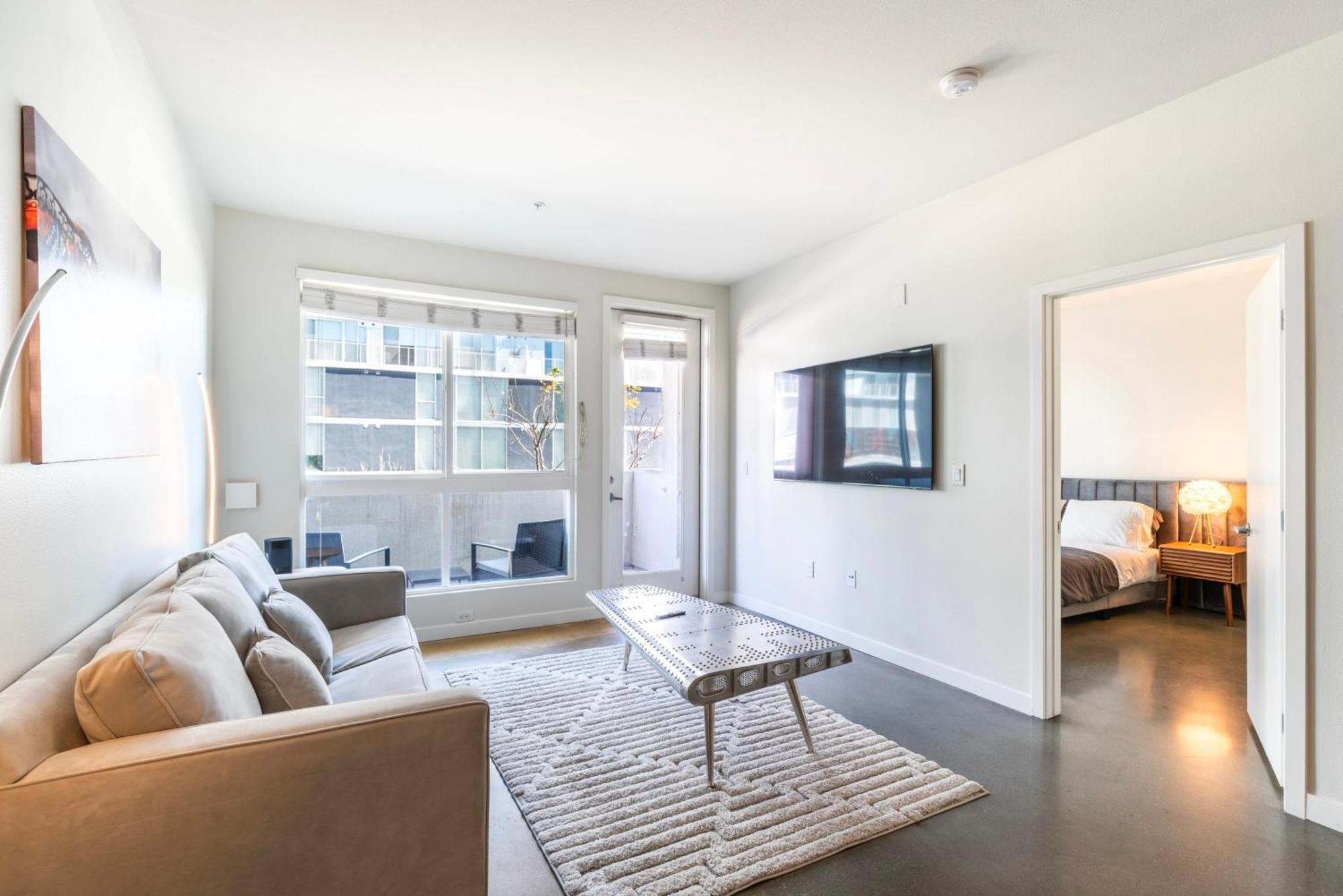 Brand New 2br Luxury Weho Los Angeles