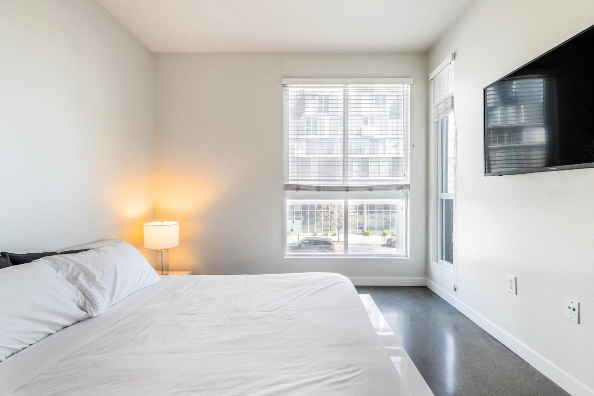 Brand New 2br Luxury Weho *